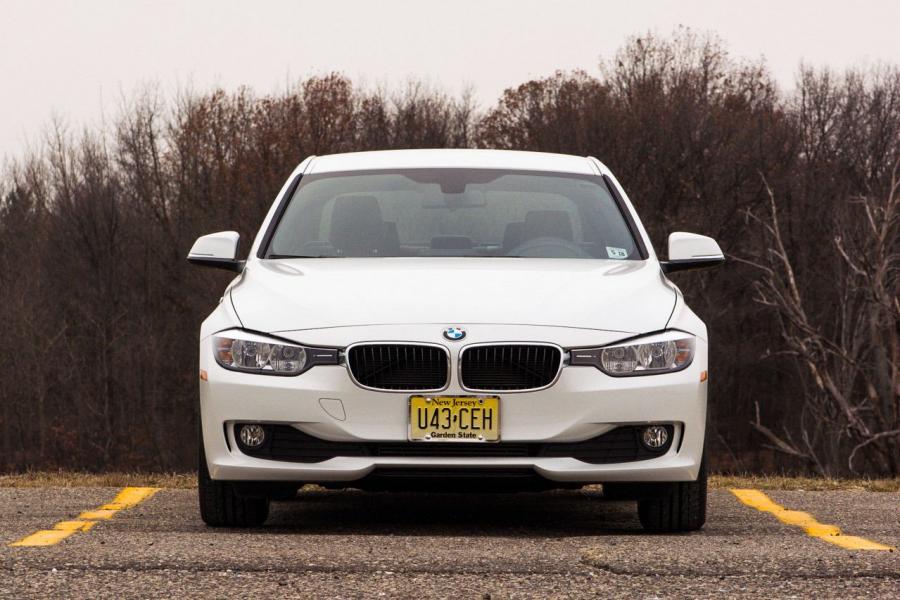 BMW 320i 2014 года  (фото 13 из 17)
